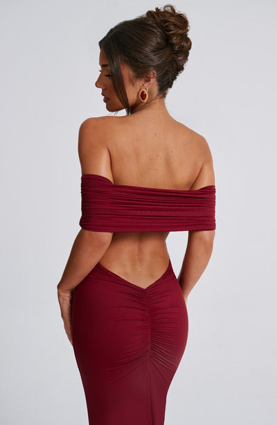 Azrya ™ | Elegant Backless Maxi Dress